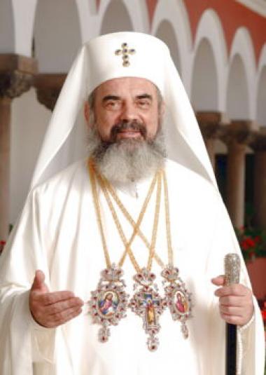 Patriarhul Romaniei la hramul Parohiei Aparatorii Patriei 1