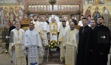 LITURGHIA COMUNIUNII PSALȚILOR ȘI HIROTONIE DE PREOT ÎN BISERICA PAROHIEI