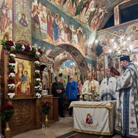 PRAZNICUL INTRĂRII MAICII DOMNULUI ÎN BISERICĂ - ADUCEREA COPIEI ICOANEI PRODROMIȚA ÎN BISERICA NOASTRĂ