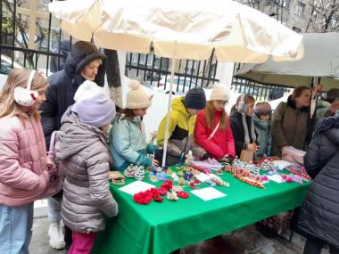 TÂRGUL DE CRĂCIUN ORHANIZAT DE CENTRUL DE CATEHEZĂ ”SFÂNTA PARASCHEVA”
